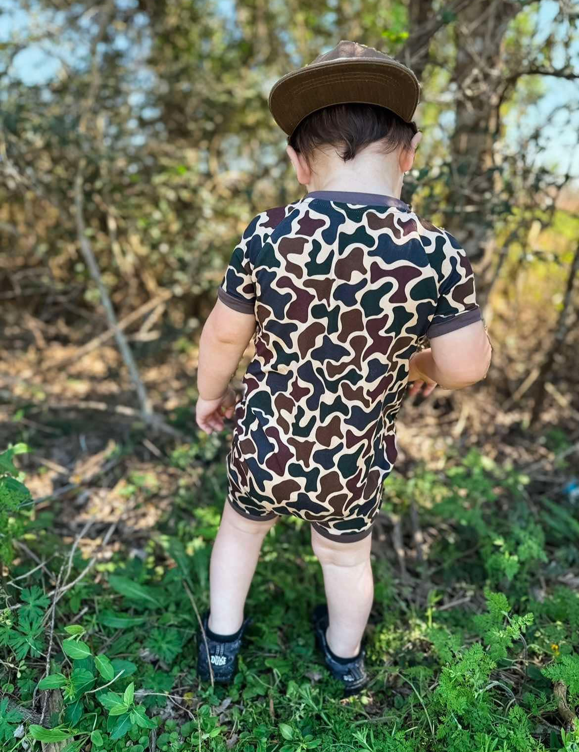 Wild Redz Old School brown Camo Bamboo Baby Onesie with zipper